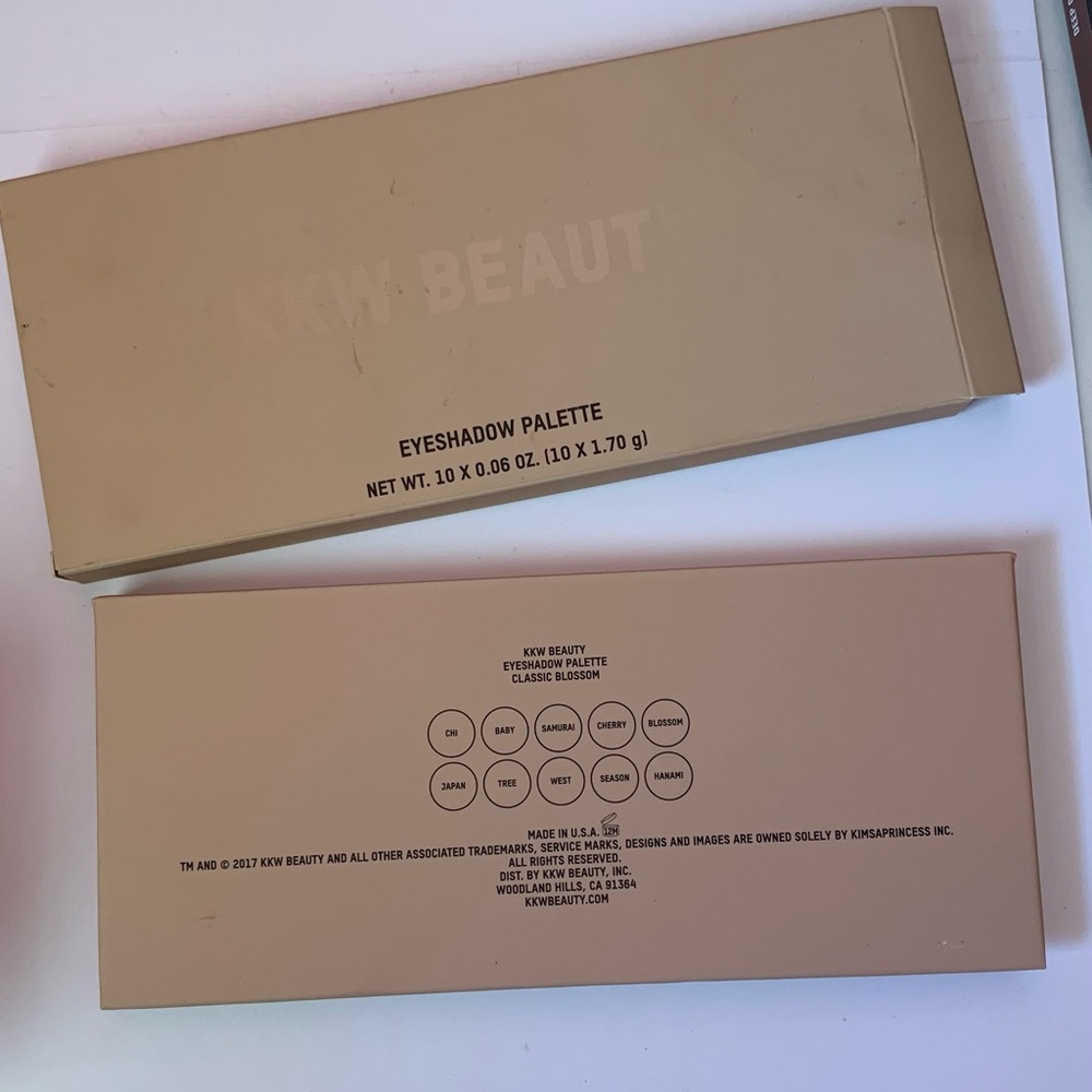 KKW Beauty Classic Blossom Eyeshadow Palette